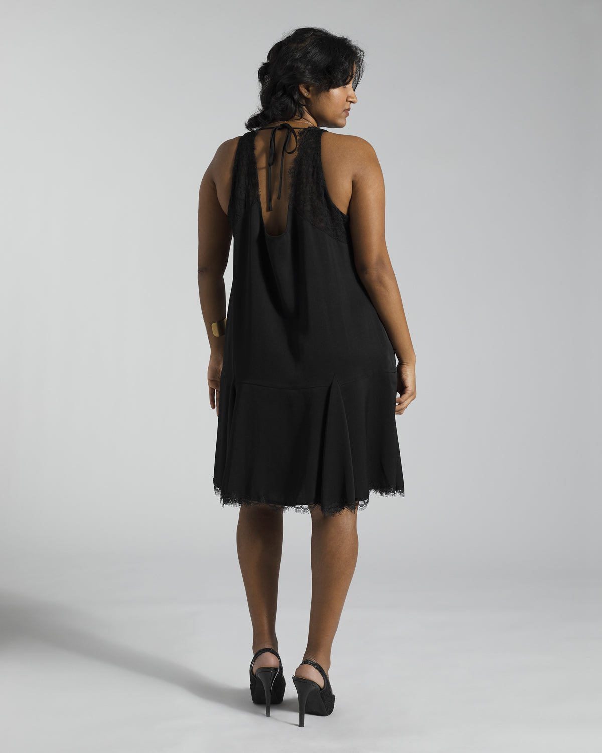 BCBGMAXAZRIA - Black Lace Drop Waist Dress - M
