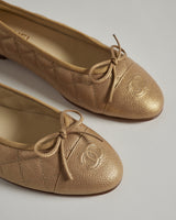 CHANEL Leather Cap Toe Ballerina Flats 38 Beige Gold 70171